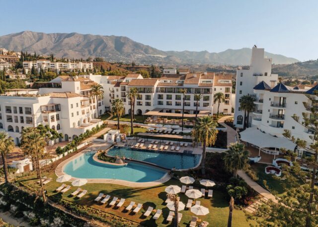 Book your next golf holiday in Spain to La Zambra Resort.