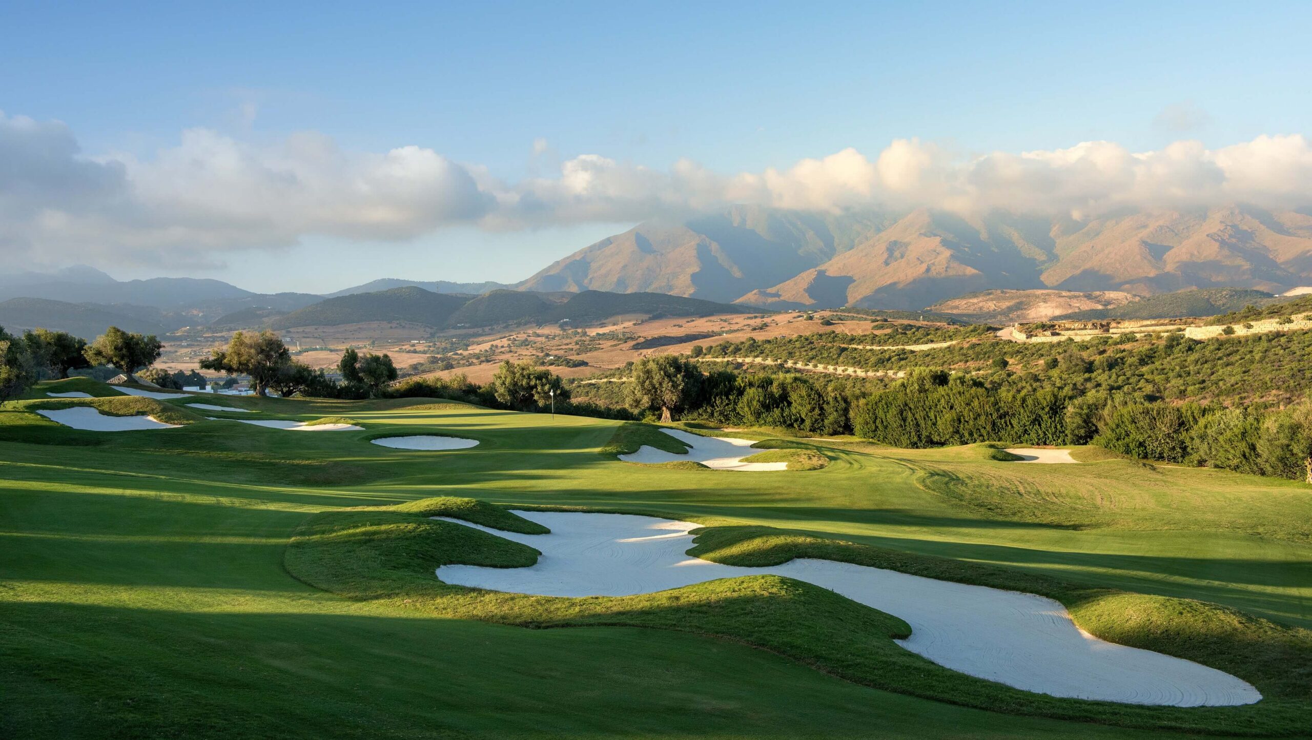 La Zambra Resort