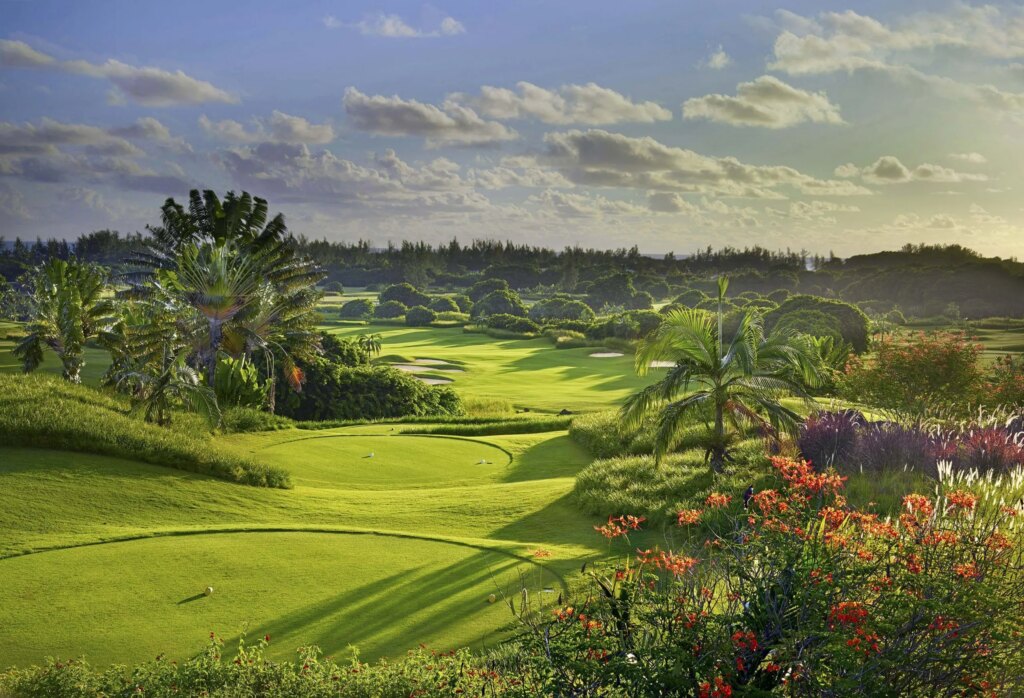 Play golf in Mauritius at Heritage Golf Club