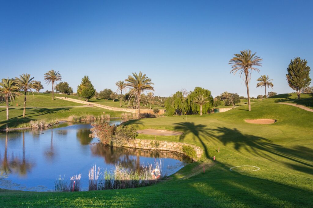 Gramacho Golf Course.