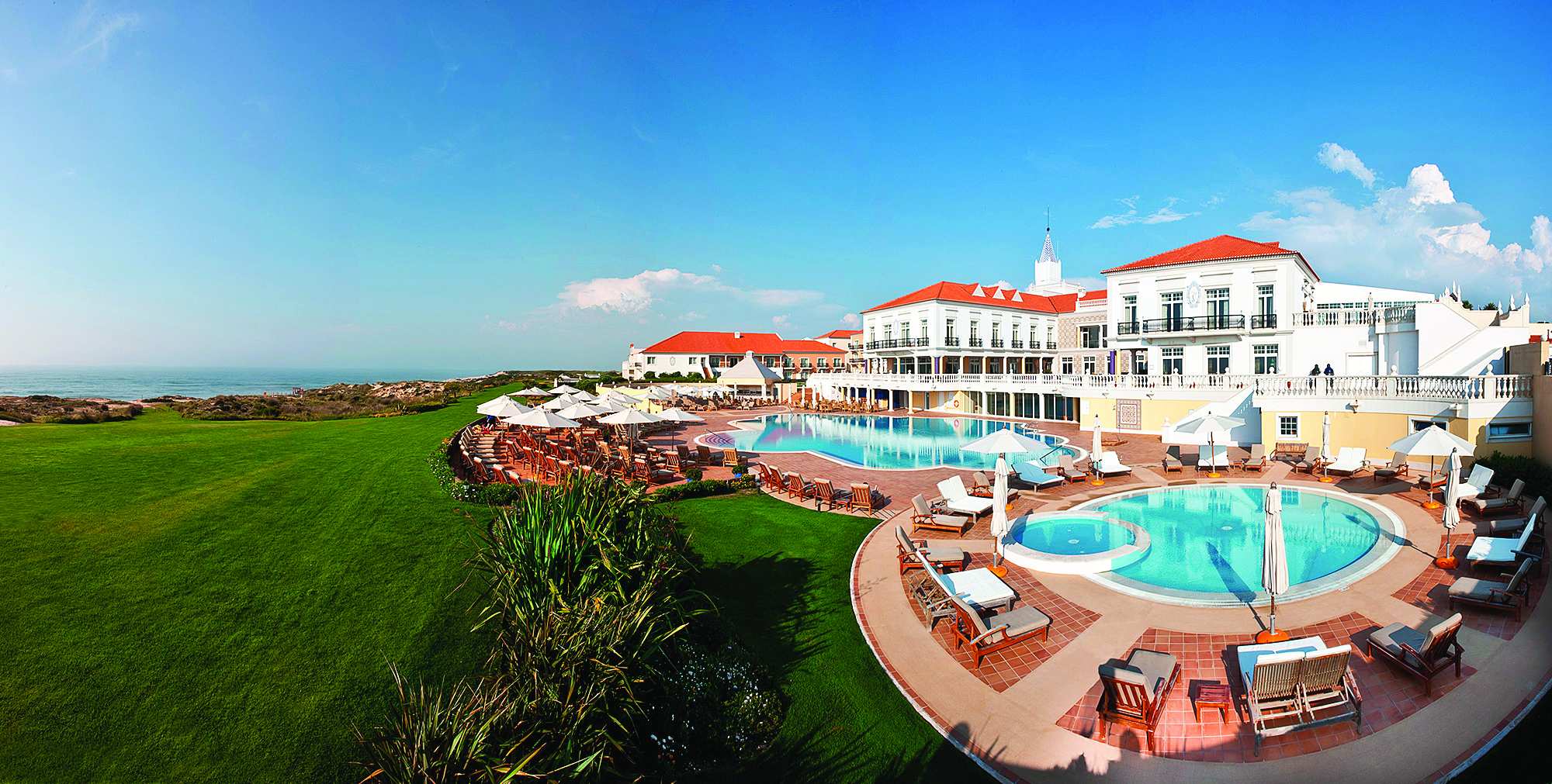 Stay and plat at Praia D'El Rey Marriott Golf & Beach Resort.