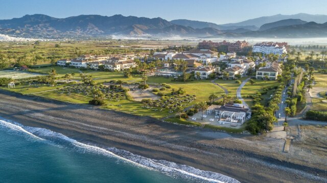 Impressive Playa Granada Golf.