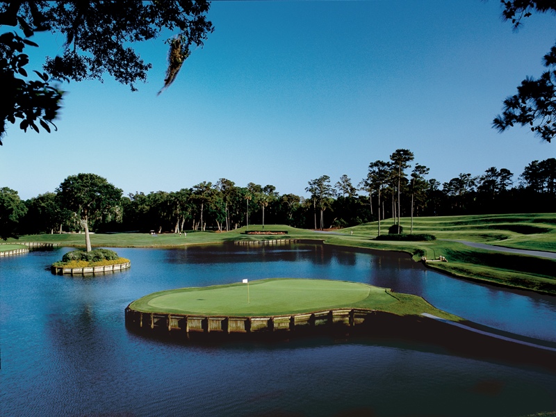 Play golf in Florida at THE PLAYERS Stadium Course at TPC Sawgrass.