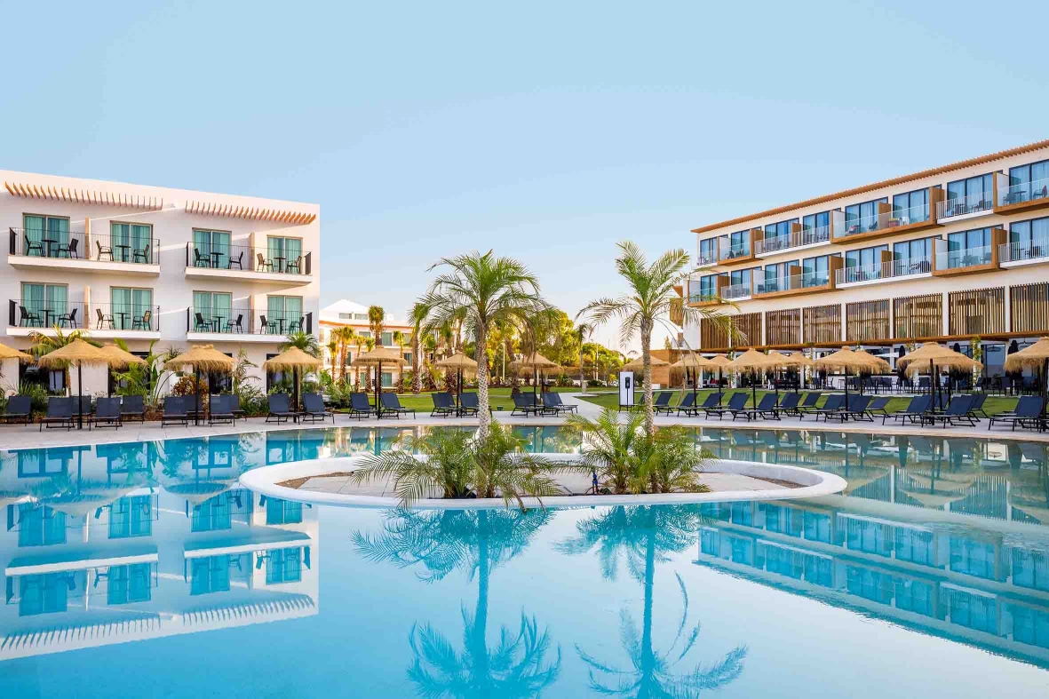 Enquire now for a Portugal golf holiday at AP Cabanas Beach & Nature