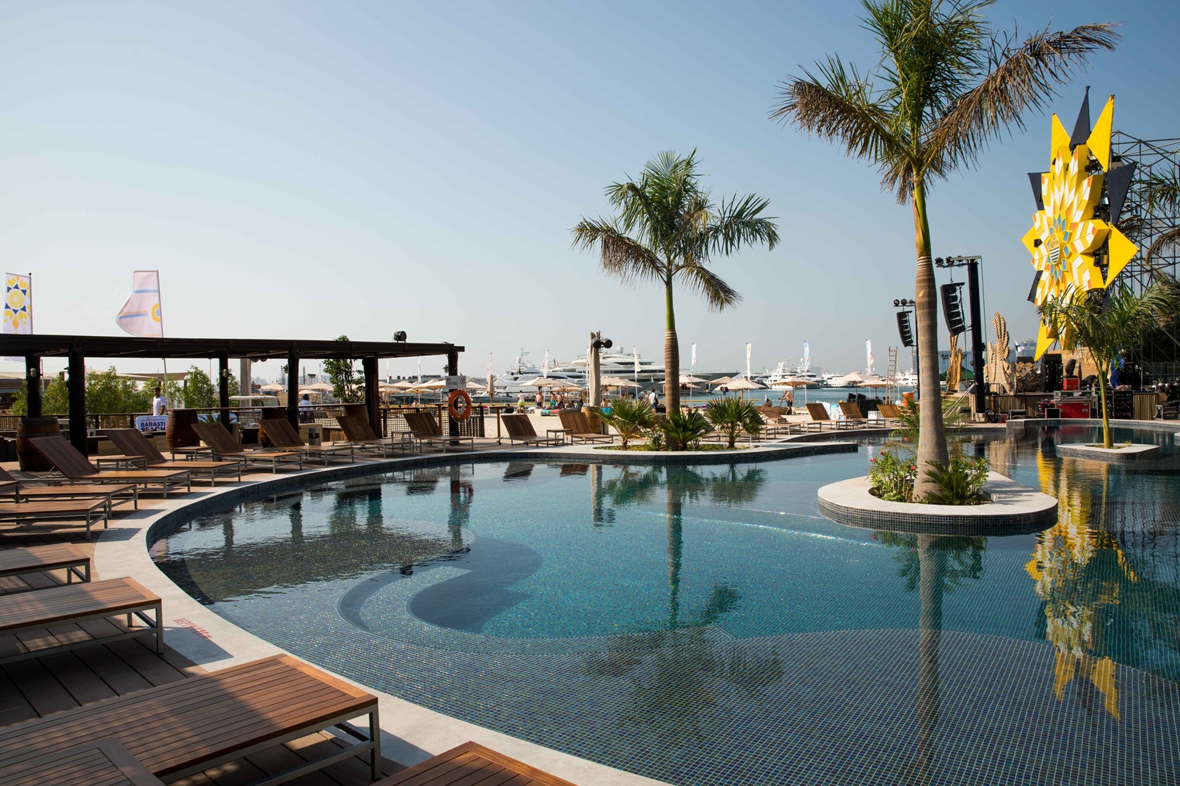 Le Méridien Mina Seyahi Beach Resort & Waterpark