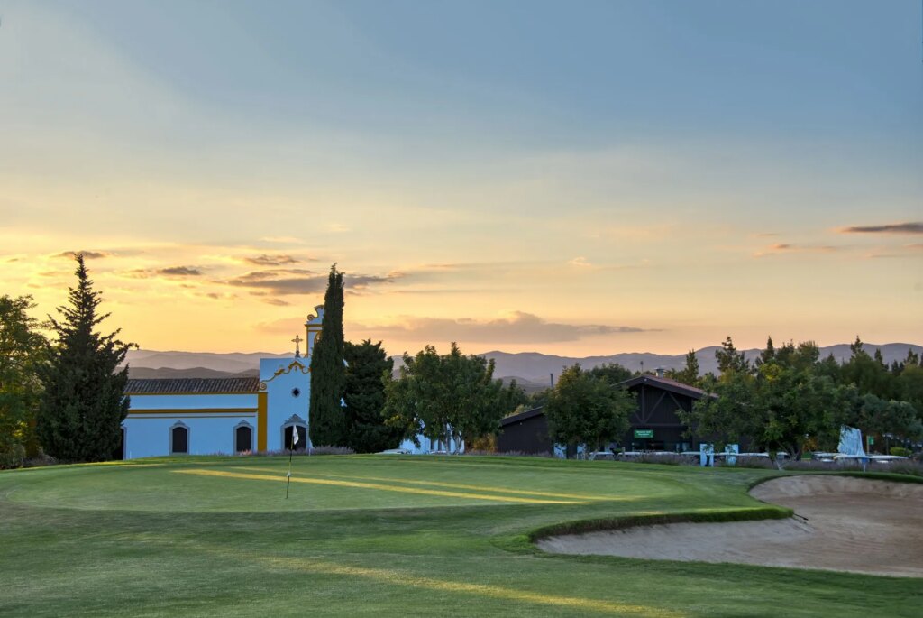 Play golf in Algarve at Benamor Golf Course