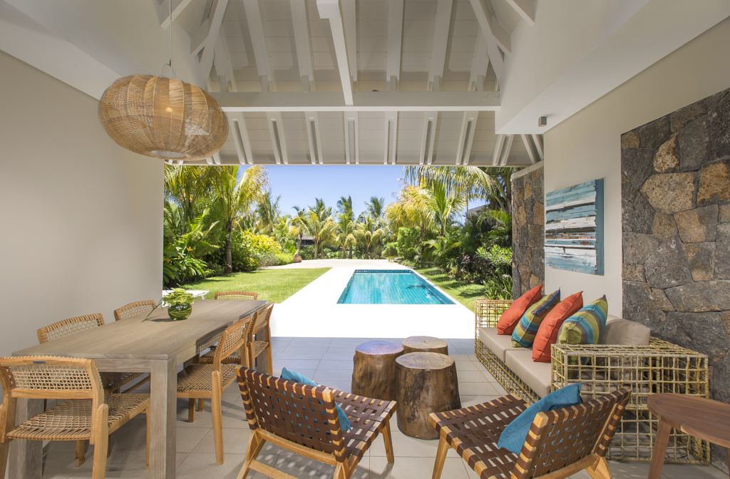 The Bay Club at Anahita