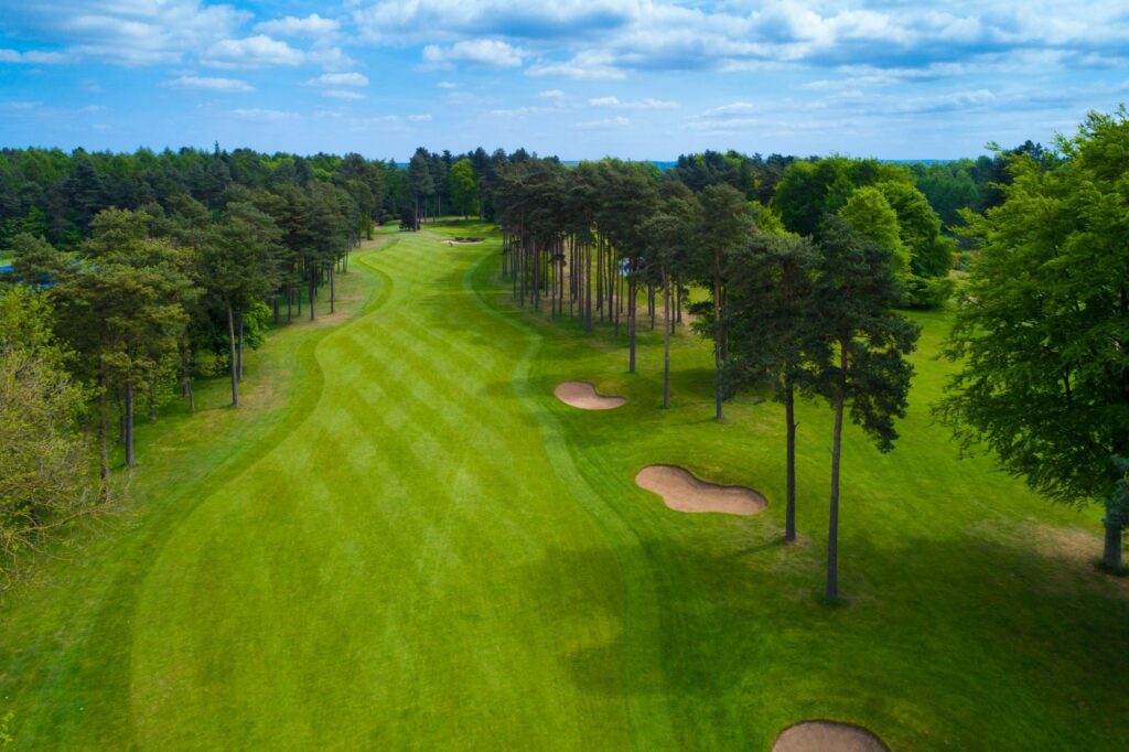 Play golf in England at Forest Pines Golf Course