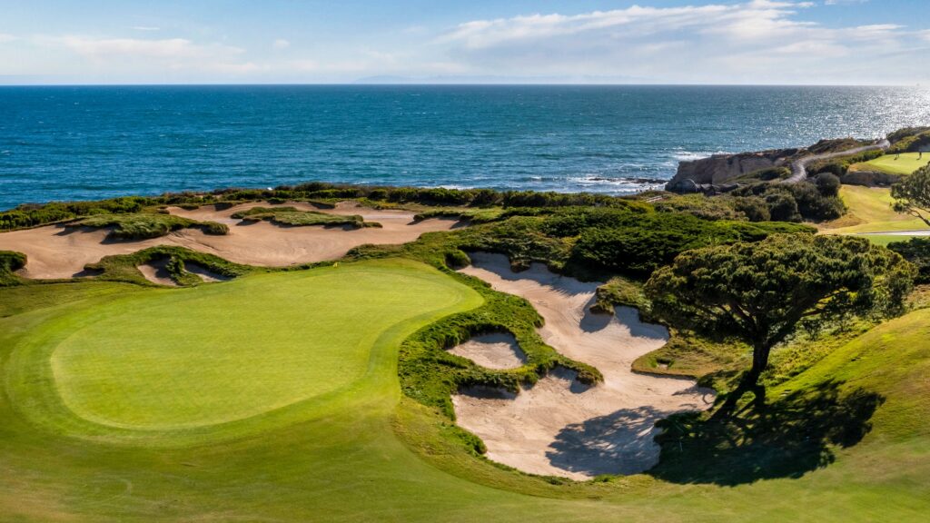 Hole 11 on Ocean South Golf Course at Pelican Hill Golf Club in California