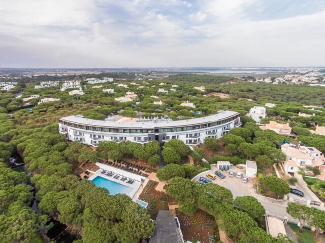 Enquire now for a Portugal golf holiday at Octant Praia Verde