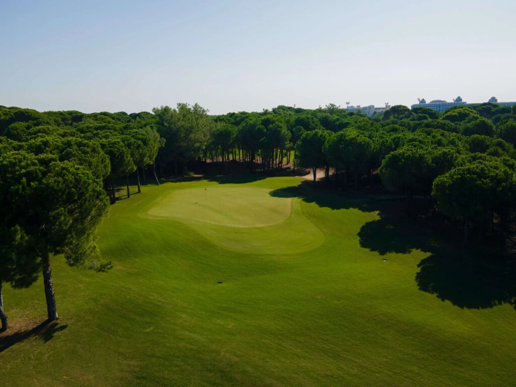 Play golf in Belek at Sueno Golf Club