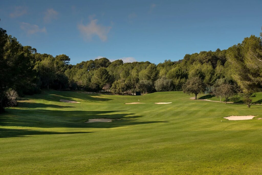 Play golf in Majorca at Real Golf de Bendinat