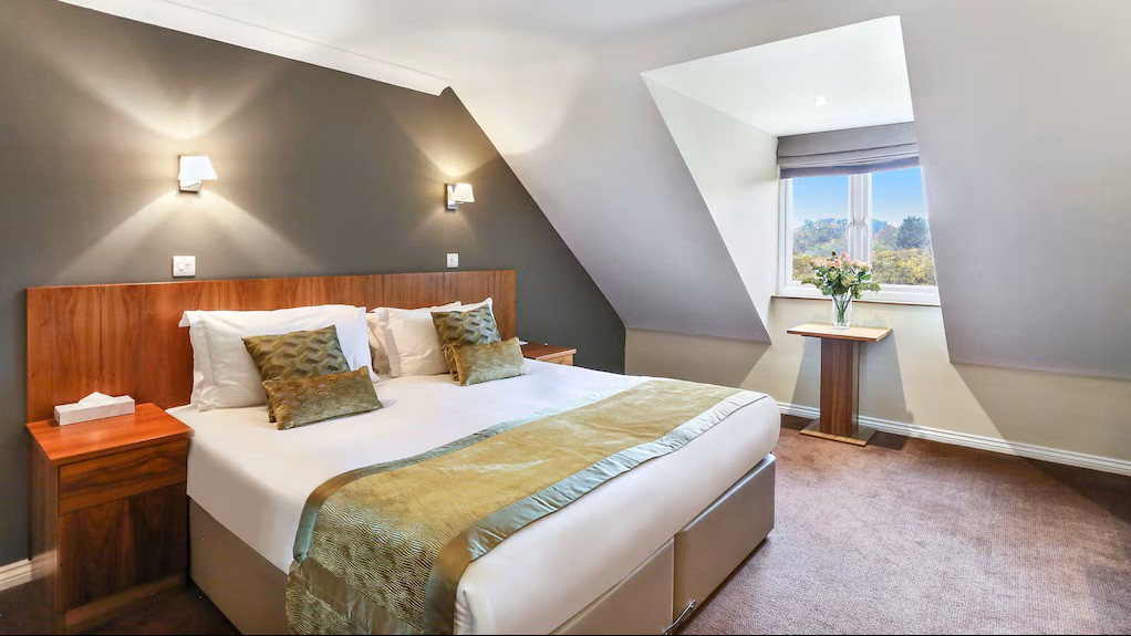 Stoke by Nayland Resort