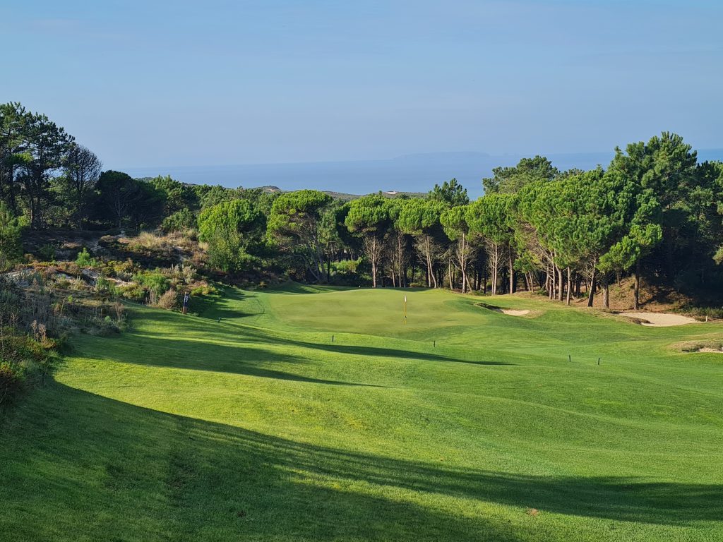 West Cliffs Golf Course near Lisbon
