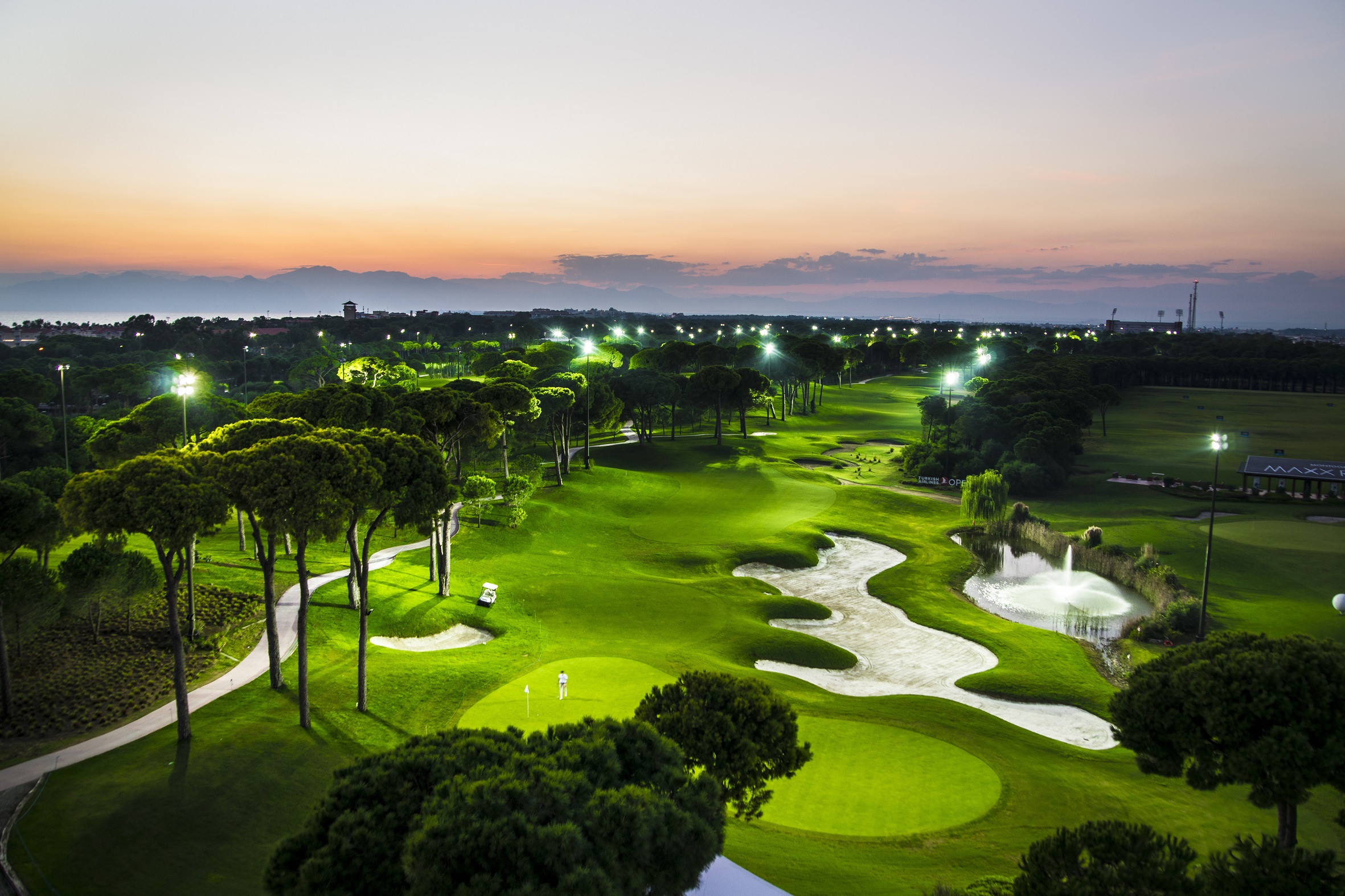 The Montgomerie Maxx Royal Golf Club - Night Golf