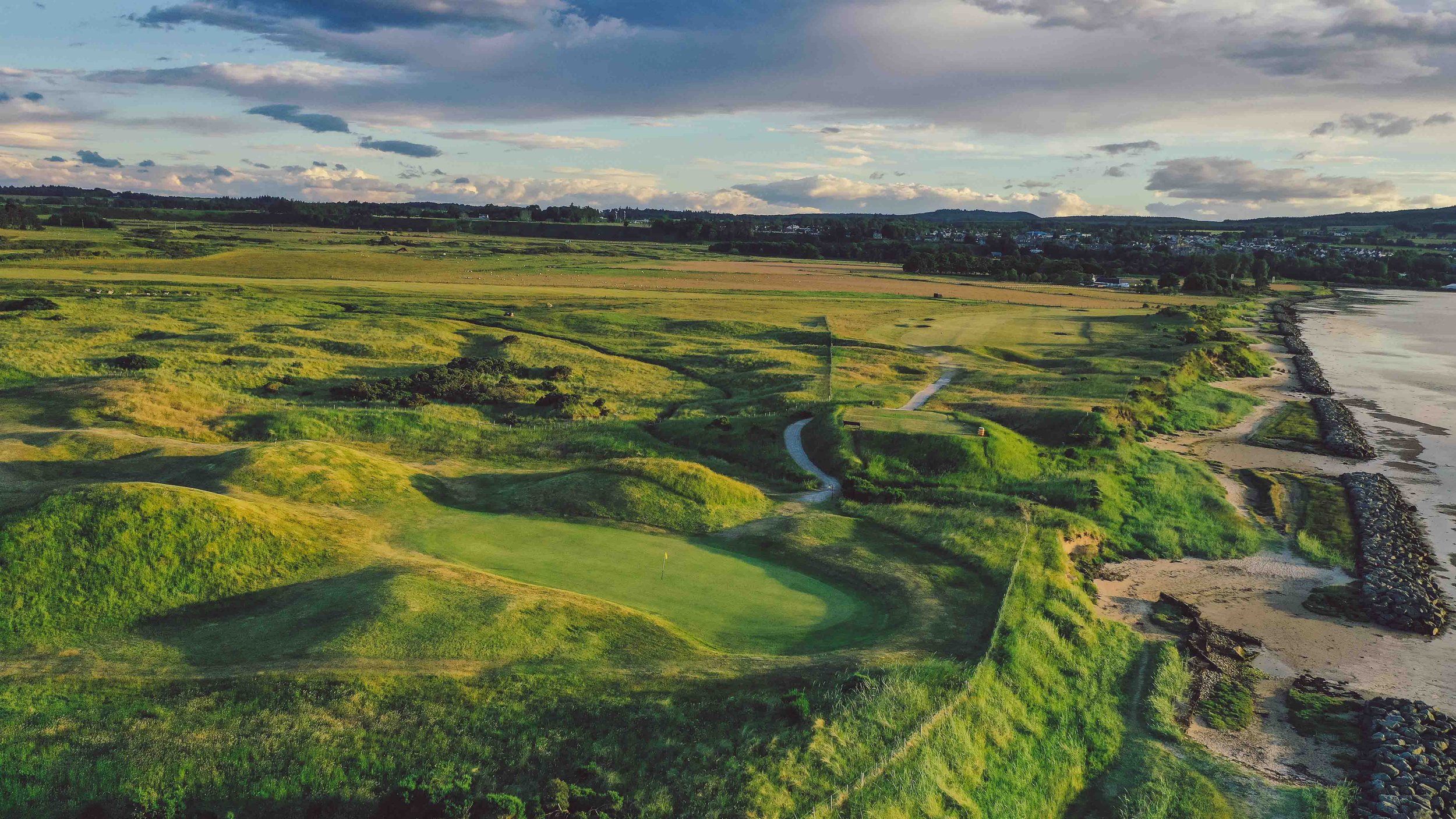 Dornoch Castle Hotel