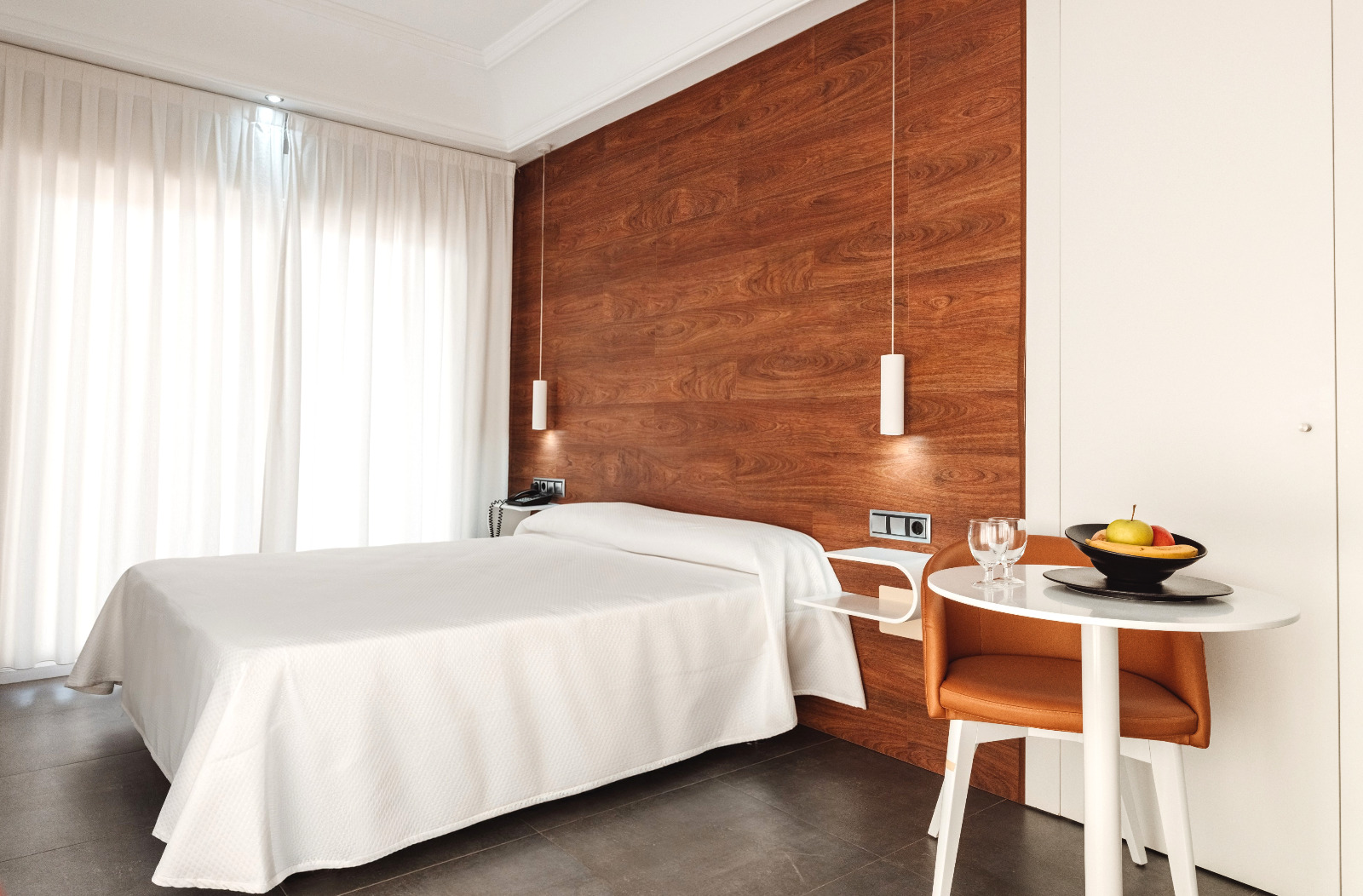 Delfines Hotel & Suites