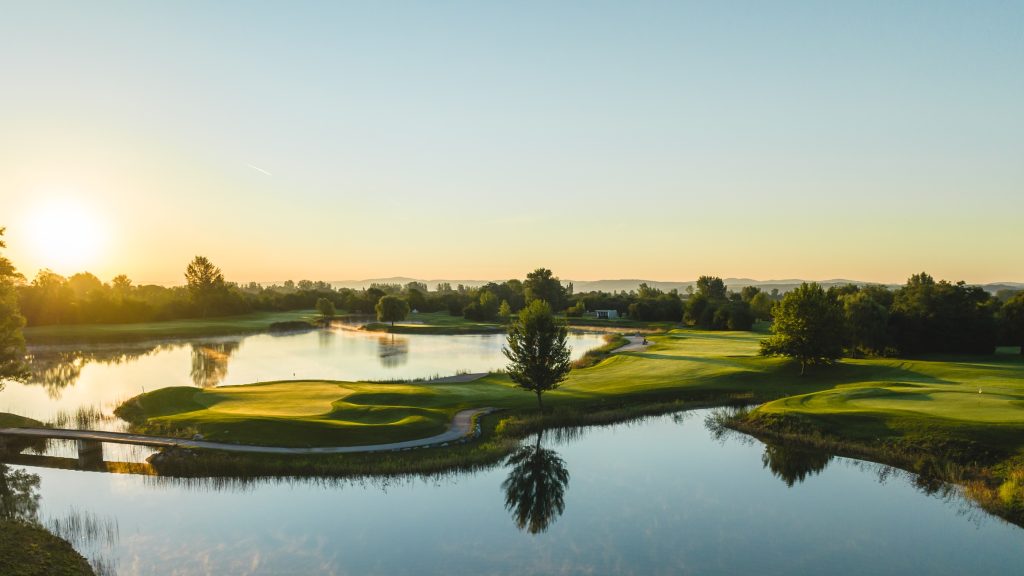Play golf in Austria at Diamond Country Club