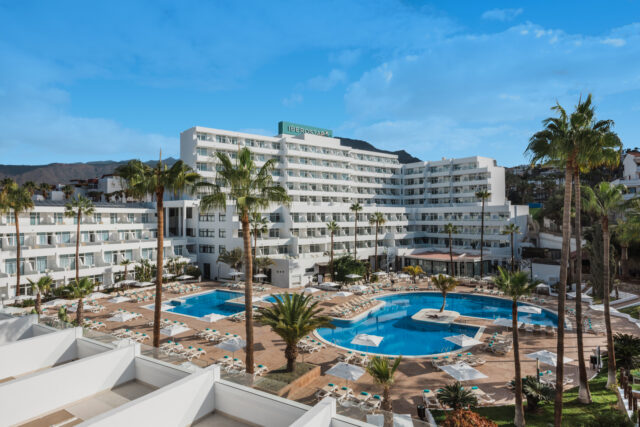 Enquire now for your next golf holiday in Tenerife at Iberostar Waves Las Dalias