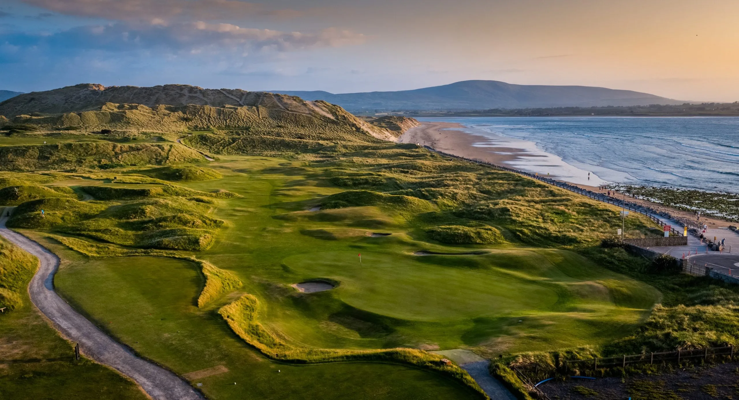 Play golf in Ireland at Strandhill Golf Club